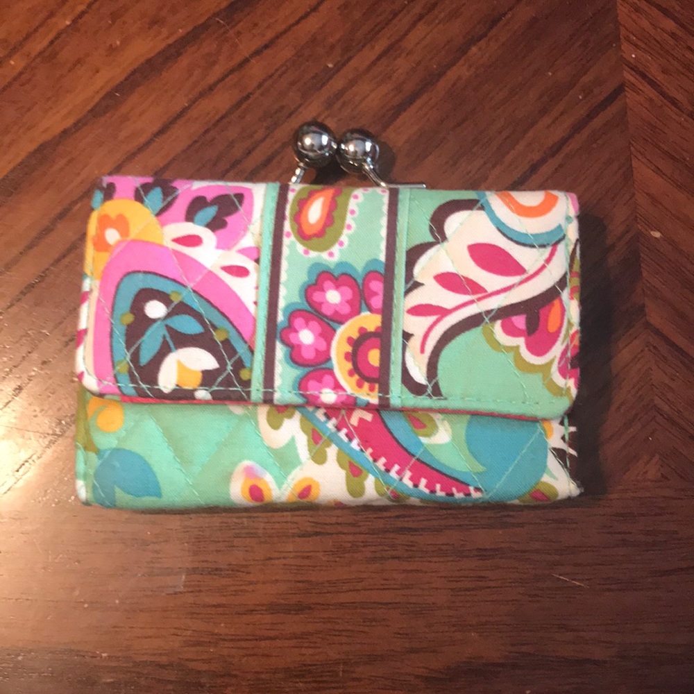 Vera Bradley tooti-fruti wallet